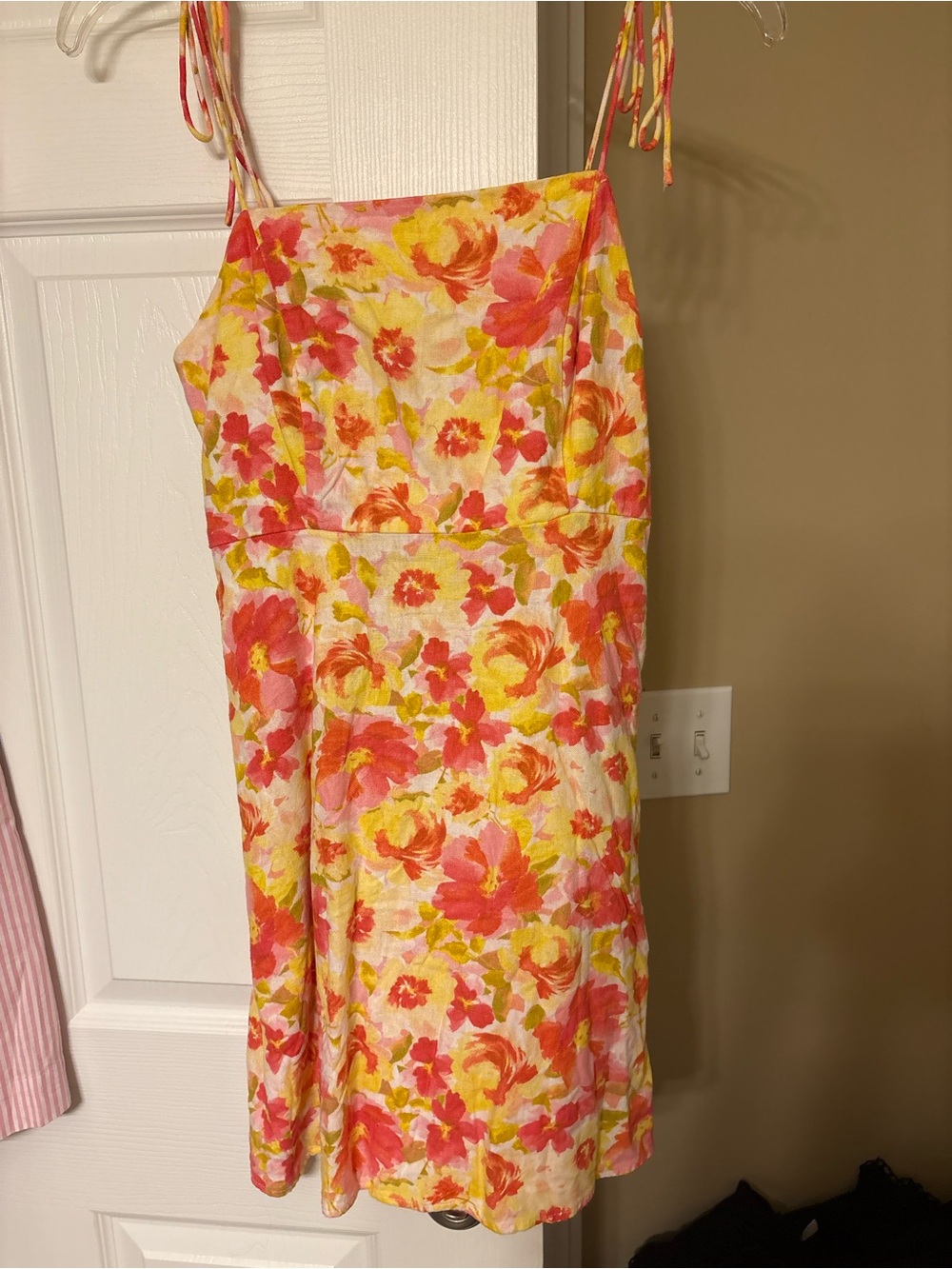 Old Navy Floral Tie-Shoulder Sundress in Pink, Yellow & Cream